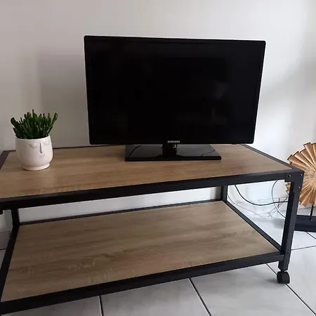 Studio, Avec Terrasse, En Hypercentre Appartement *